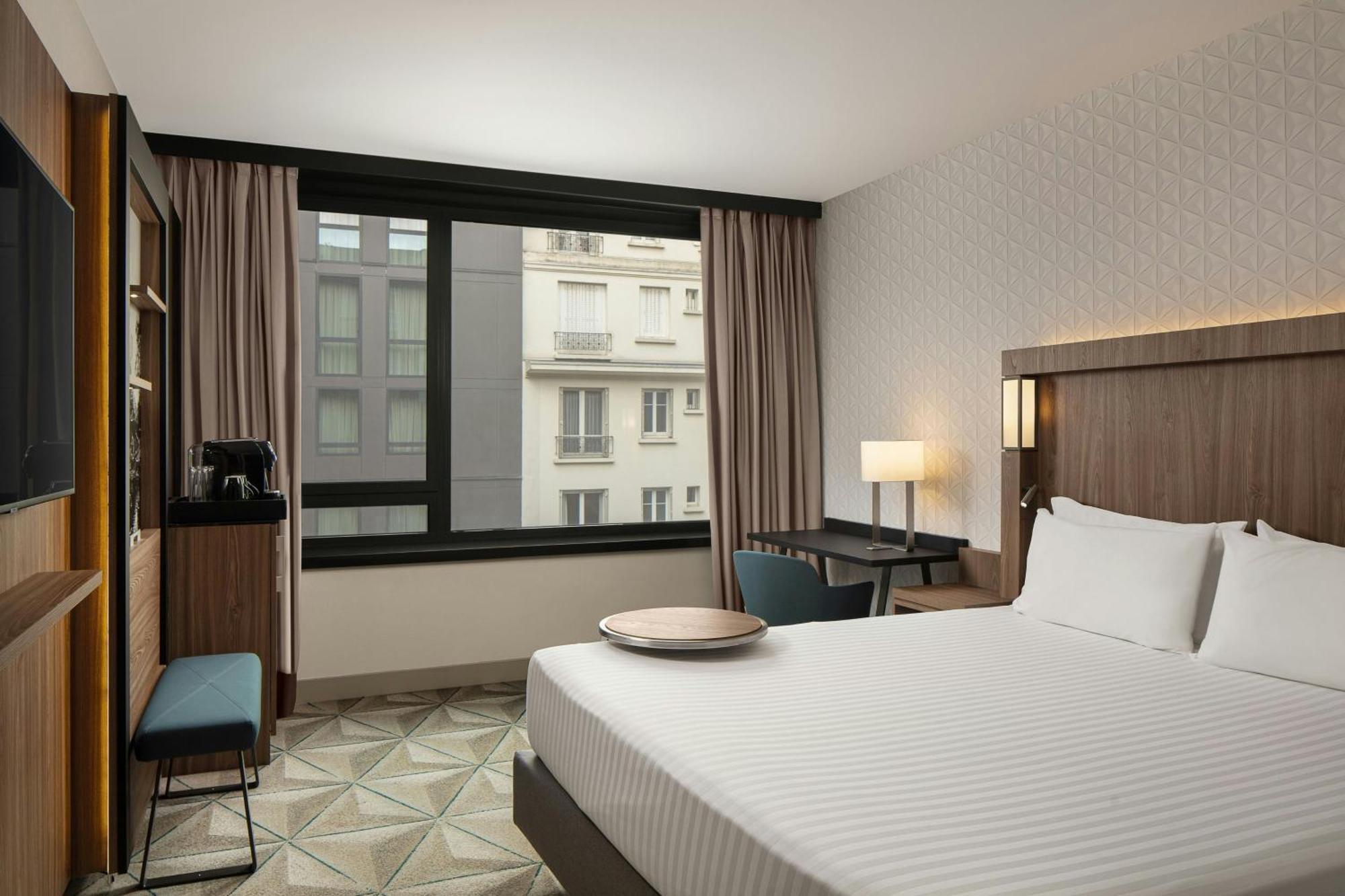Courtyard By Marriott Paris Porte De Versailles Иси-ле-Мулино Екстериор снимка